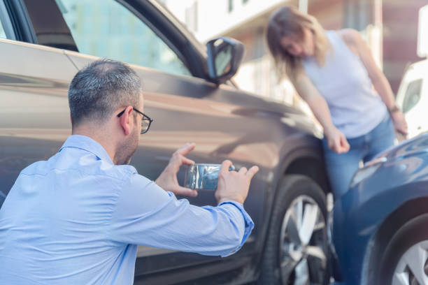 Professional Sr22 Insurance technician working in Oronoque, CT